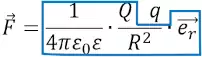 В формула закона Кулона выделим часть, которая не зависит от пробного заряда